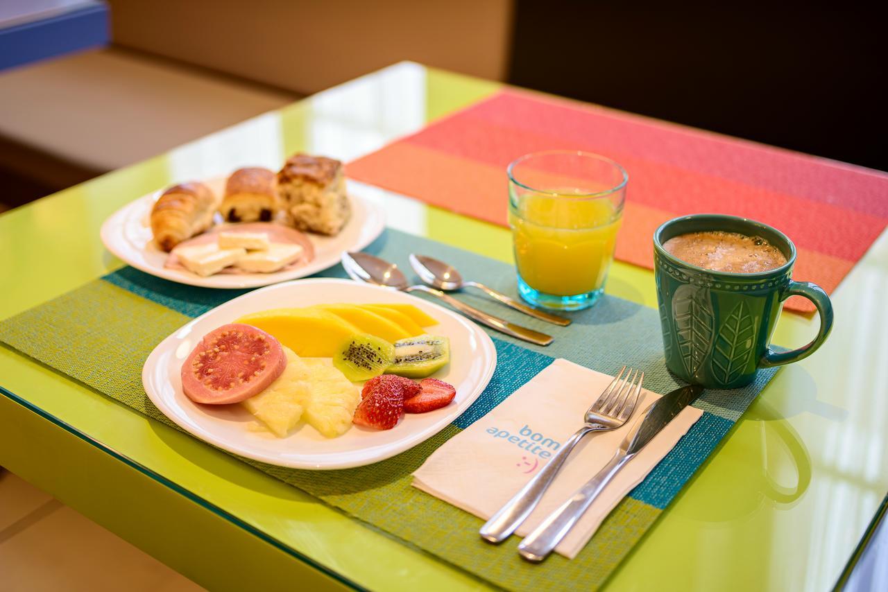 Quarto Twin Standard